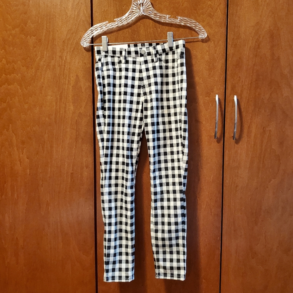 Uniqlo Black & White Checkered Plaid Print Cropped Leggings Pant, Size 4 NWT